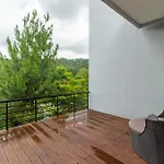 Family Only Private Pool Villa - De Reiz Mawar Syariah 3Br