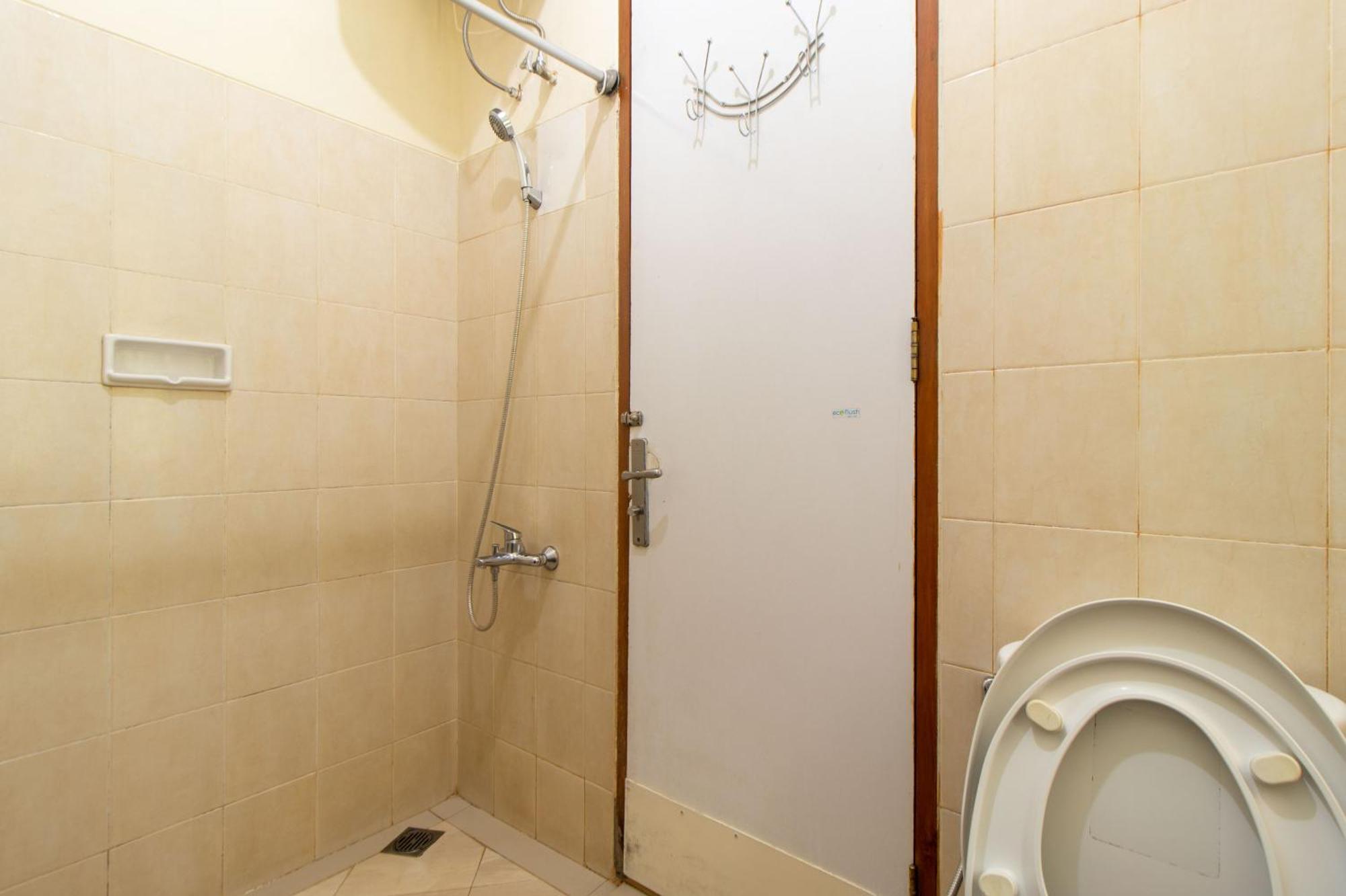 Family Only Private Pool - De Reiz Mawar Syariah 3br Villa